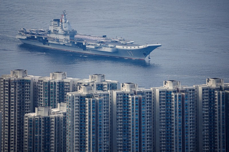 【国際】中国国産空母「山東」が香港初寄港　艦内を公開、愛国心高揚狙う